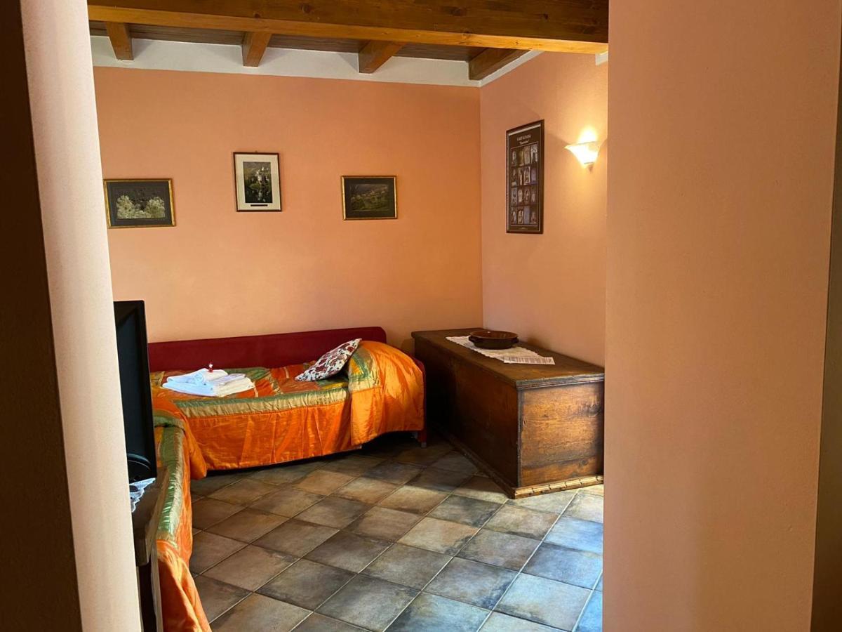 Borgo Delle Panie Bed & Breakfast Careggine Exterior photo