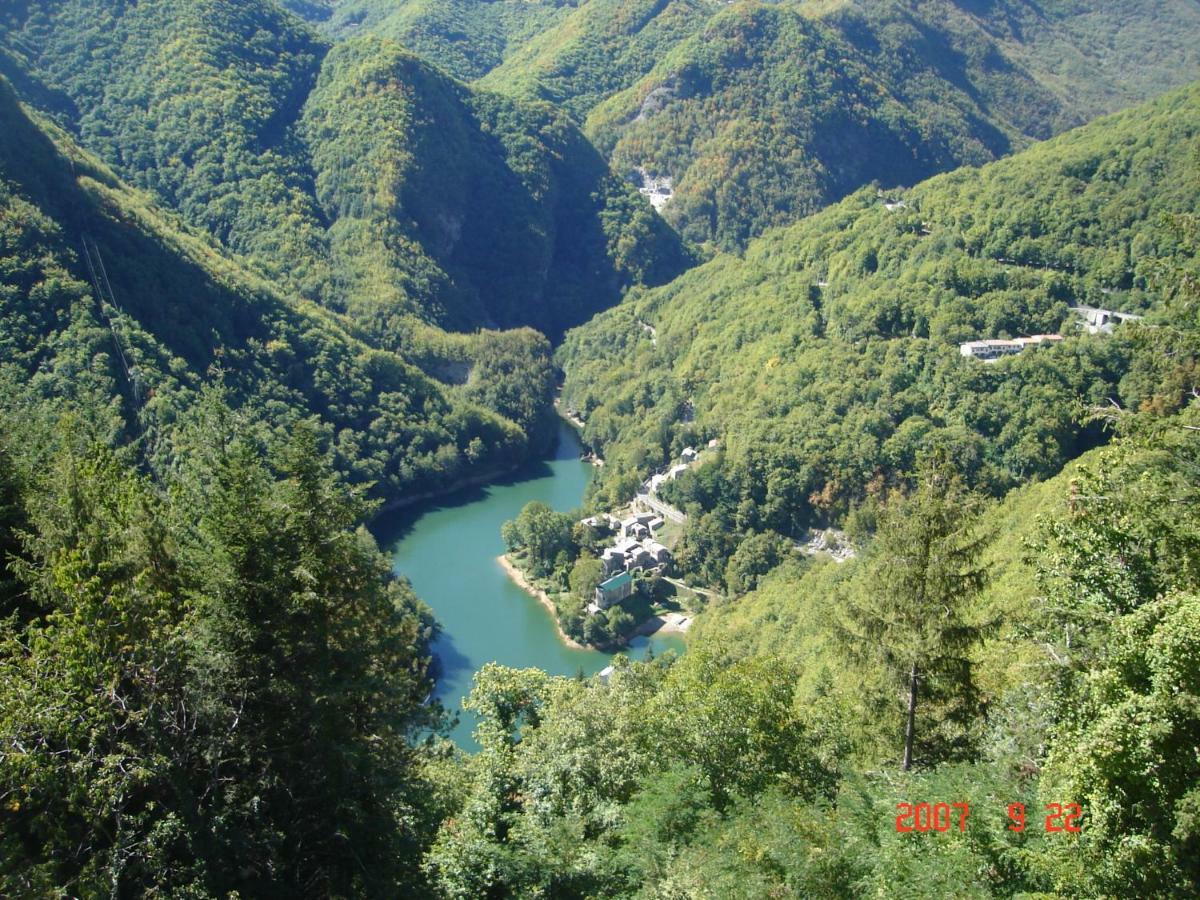 Borgo Delle Panie Bed & Breakfast Careggine Exterior photo