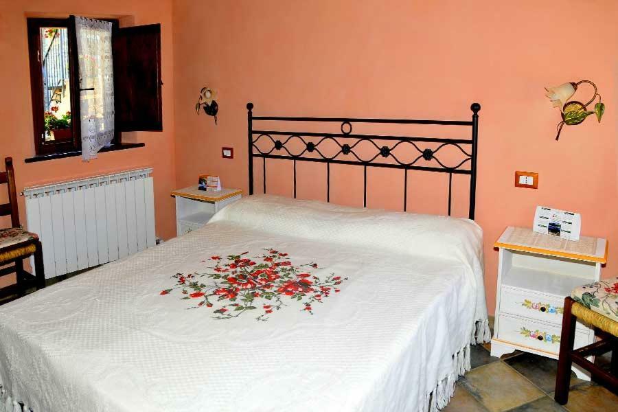 Borgo Delle Panie Bed & Breakfast Careggine Exterior photo