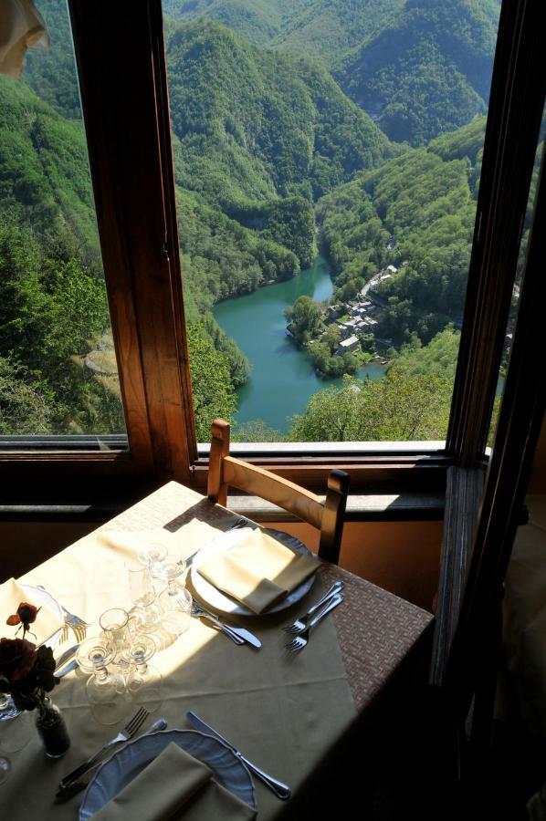 Borgo Delle Panie Bed & Breakfast Careggine Exterior photo